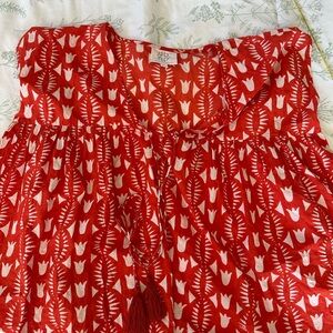 Tuckernuck Red and White Tulip Print Peasant Blouse